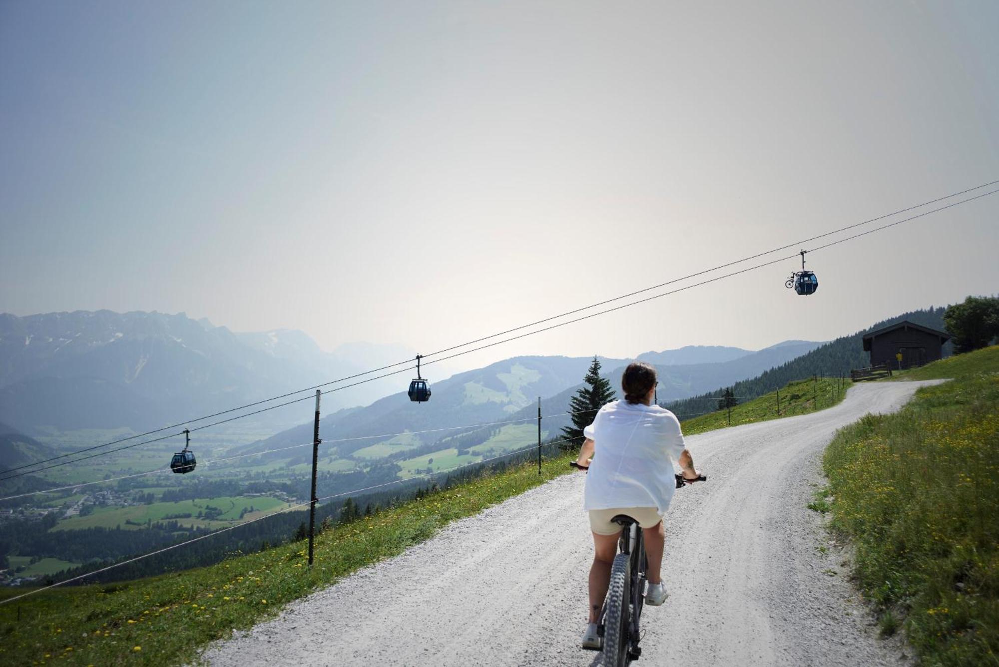 Holzhotel Forsthofalm Leogang Εξωτερικό φωτογραφία